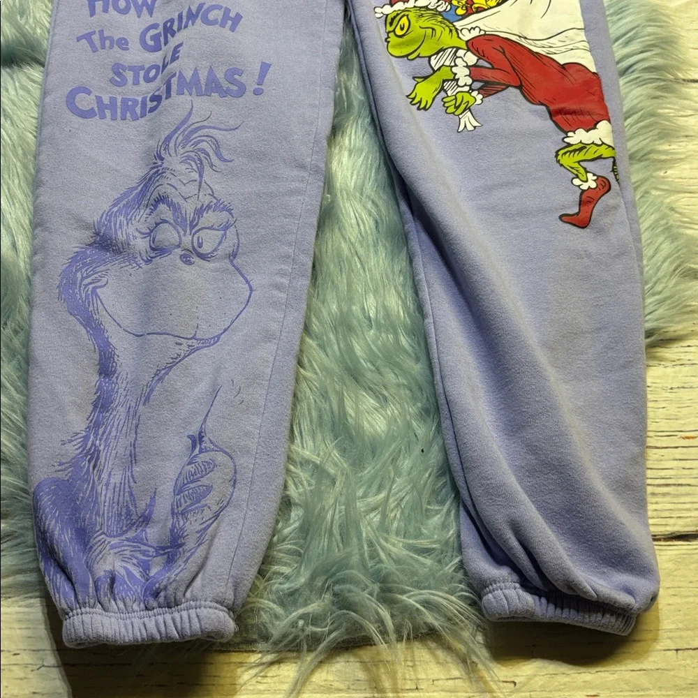 Dr. Seuss Lavender The Grinch Logo Sweatpants sz XS